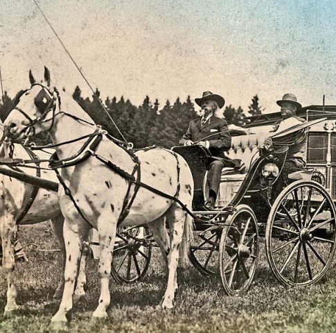 WWS_lead_Buffalo-Bill-Cody-driving-past-the-Sells-Floto-Circus-ticket-office