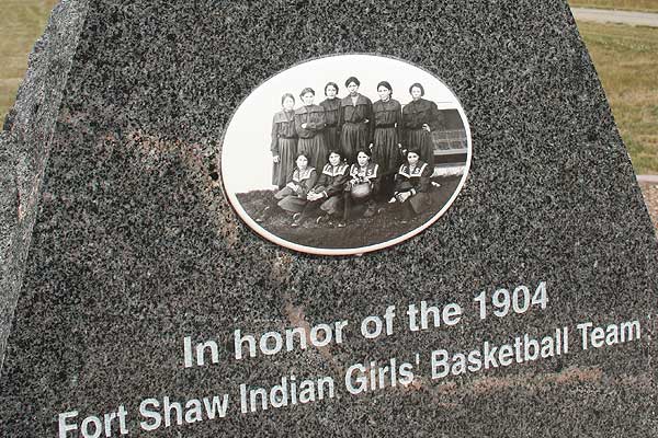 fort-shaw-indian-girls-basket-ball-team-memorial